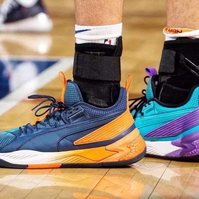 锋线换防出 锋线换防出